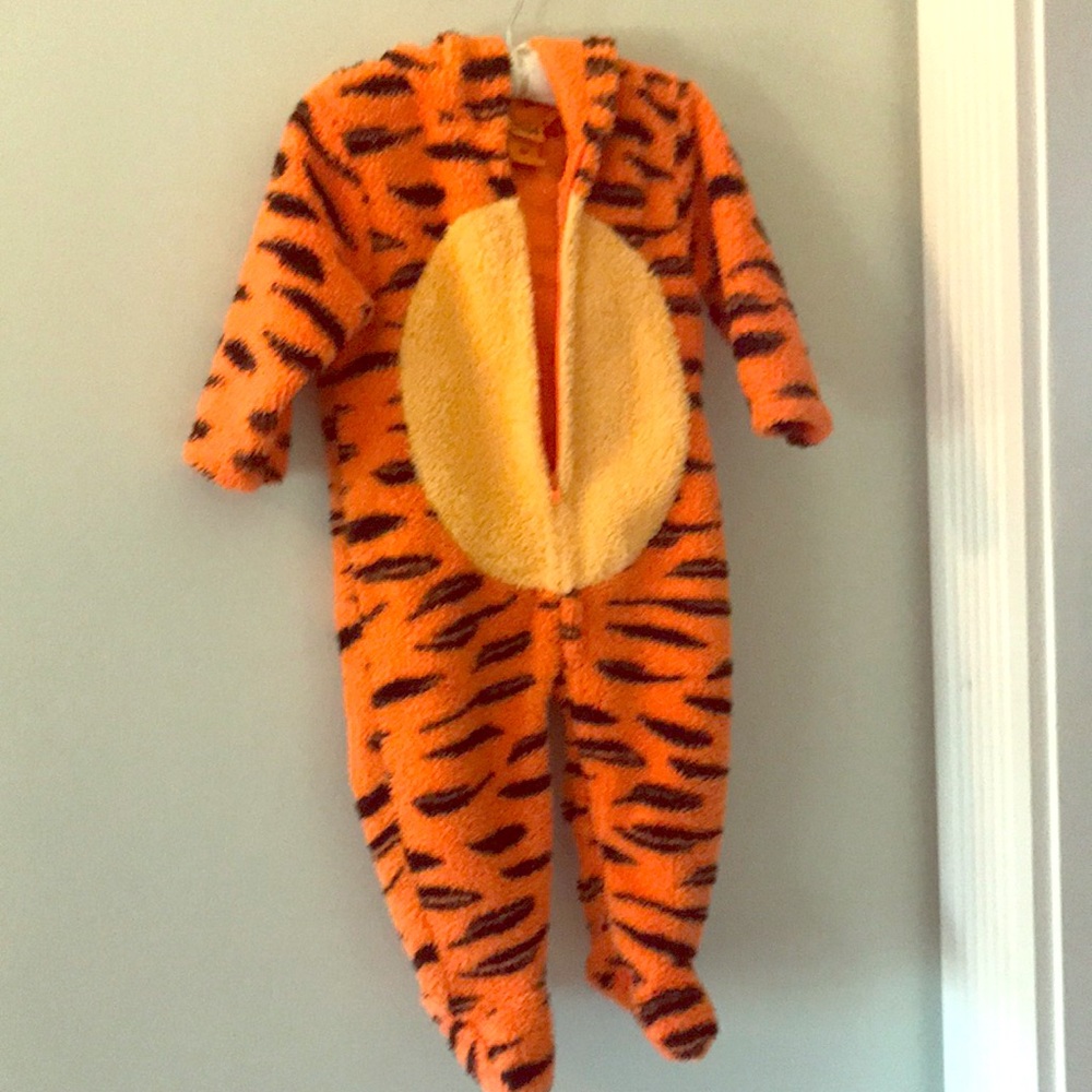 Tiger 🐯 onsie costume